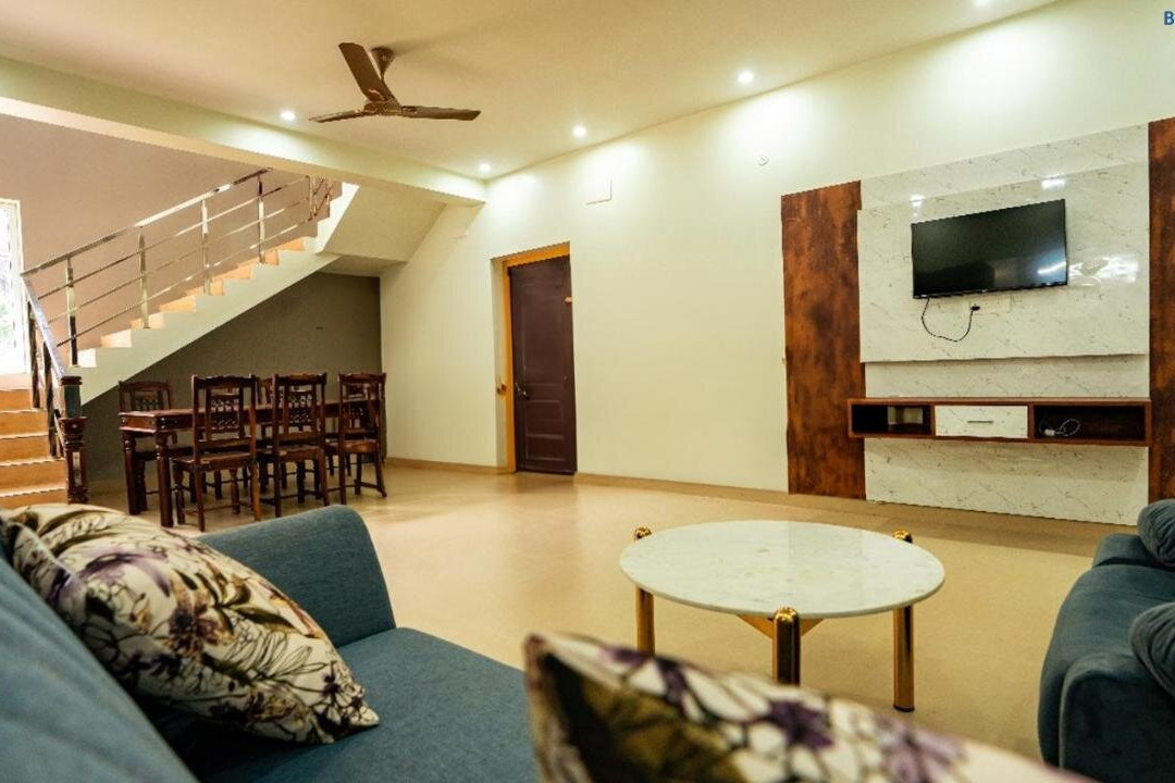 The Oakland Inn