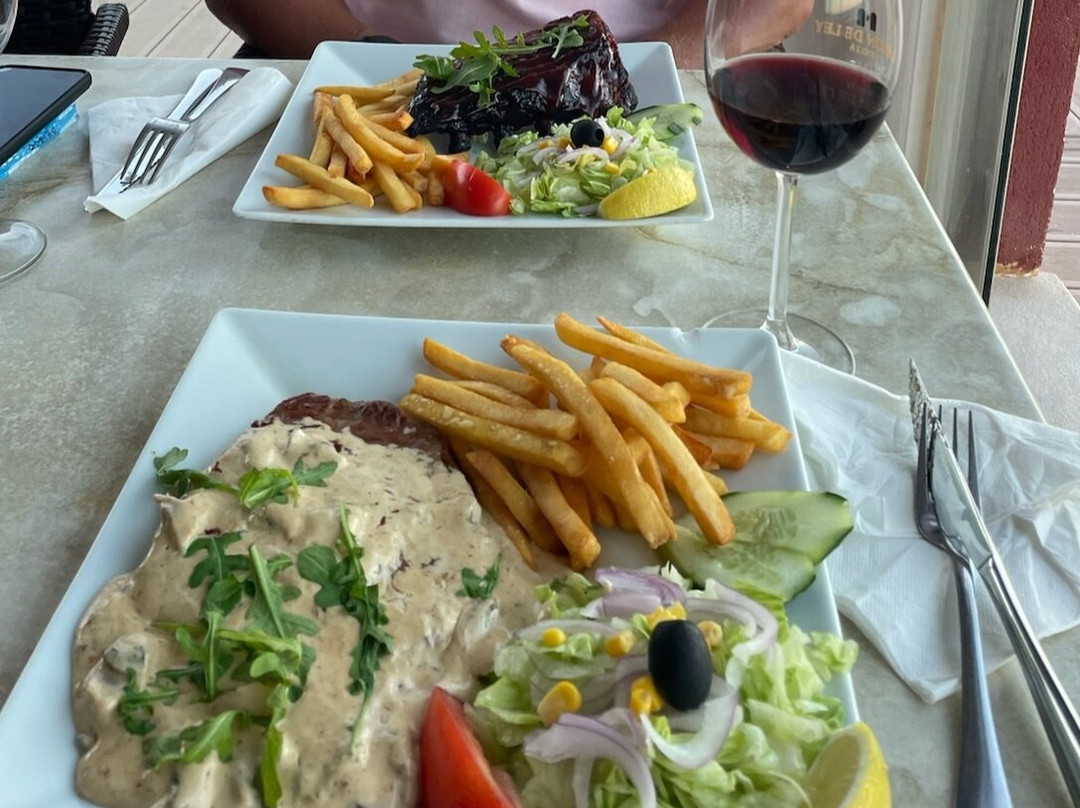 Tide & Taste Restaurant