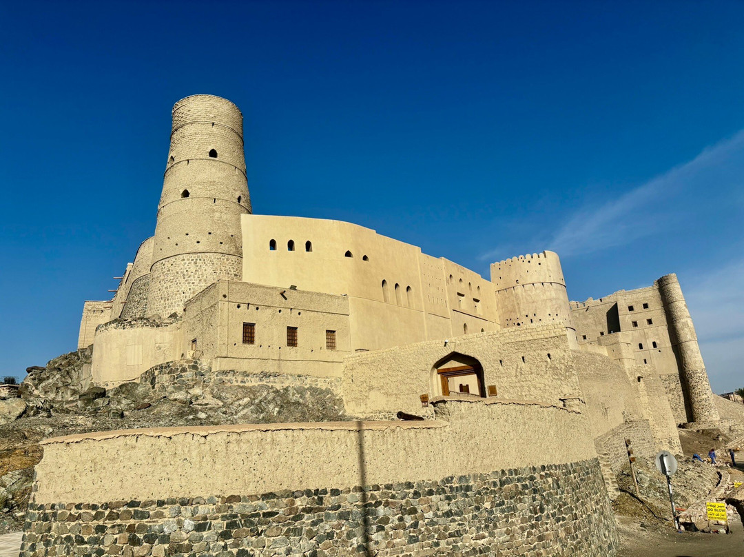 巴赫拉堡-尼日瓦必去景点