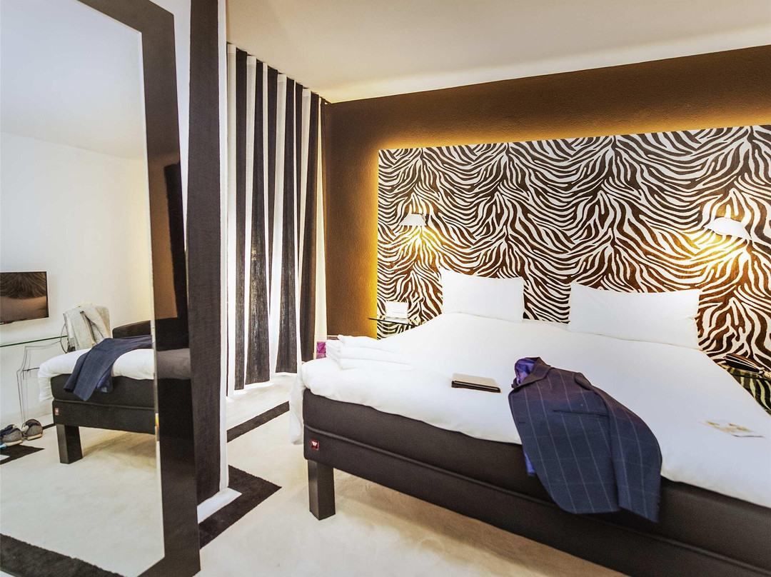 宜必思尚品阿内多拉里奥哈酒店主图