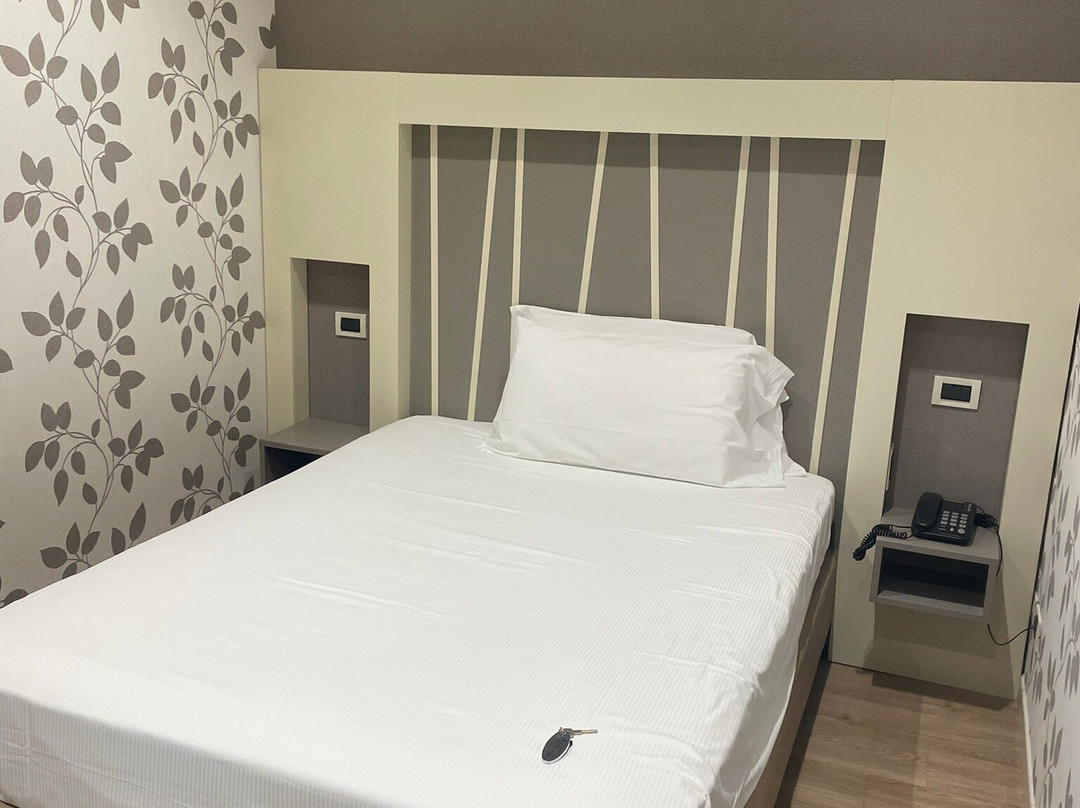 Hotel Calaluna主图