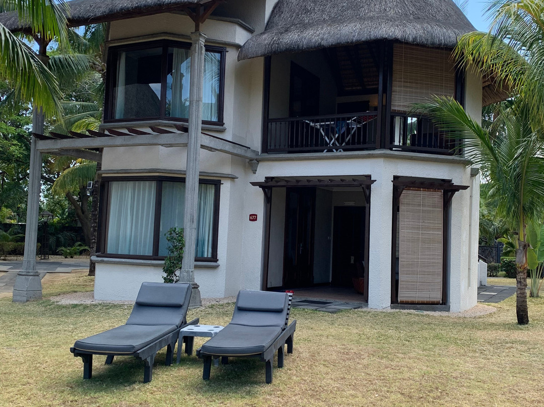 迪娜罗宾酒店高尔夫及水疗中心主图