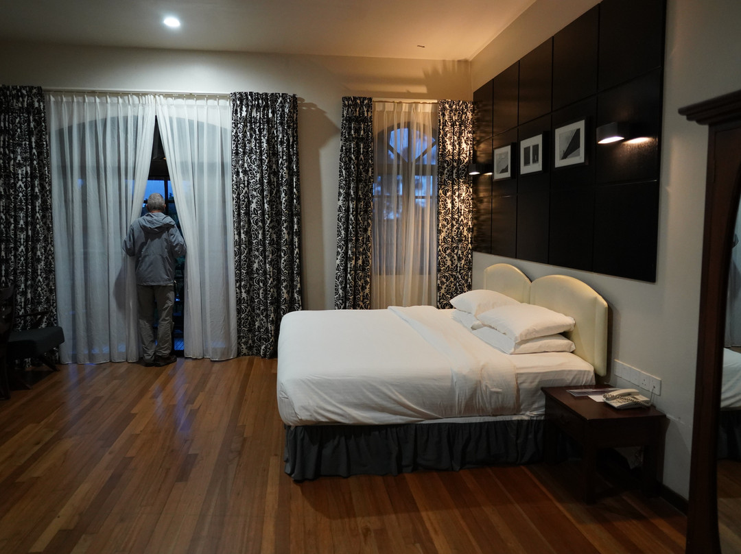 草莓园度假酒店主图