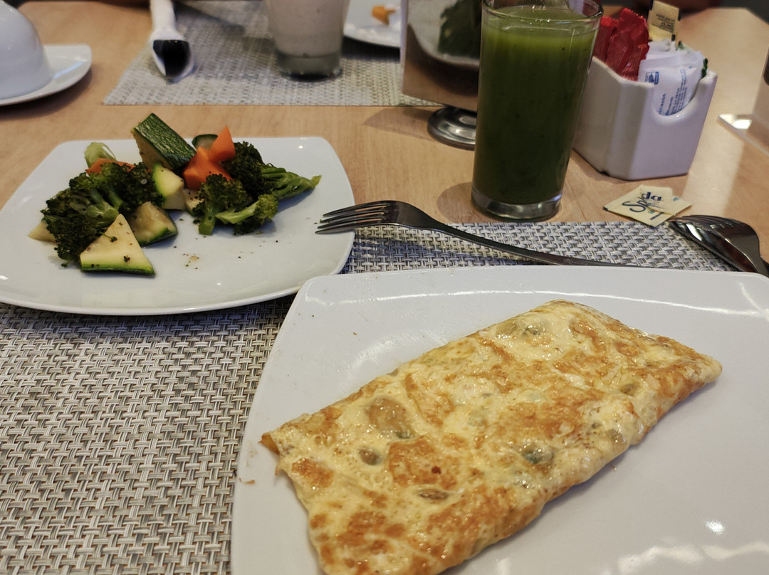 Ramada Encore By Wyndham Guadalajara Sur主图