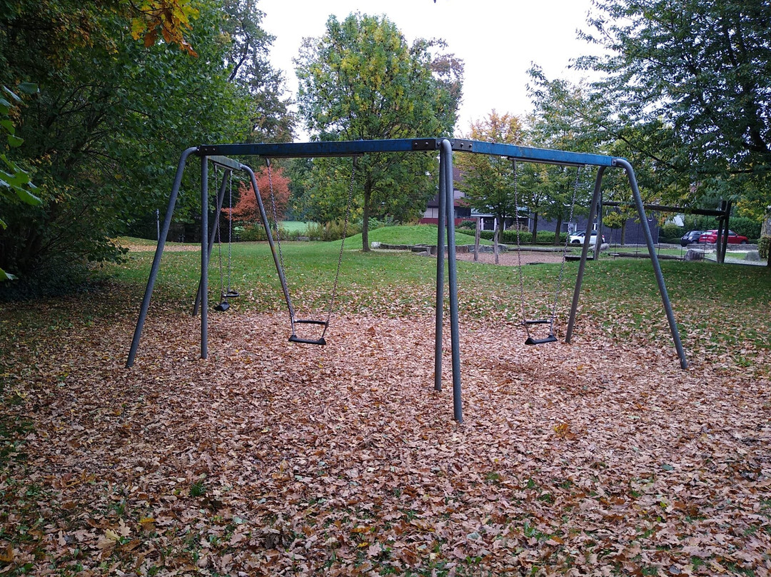 Spielplatz Rügenweg-居特斯洛必去景点