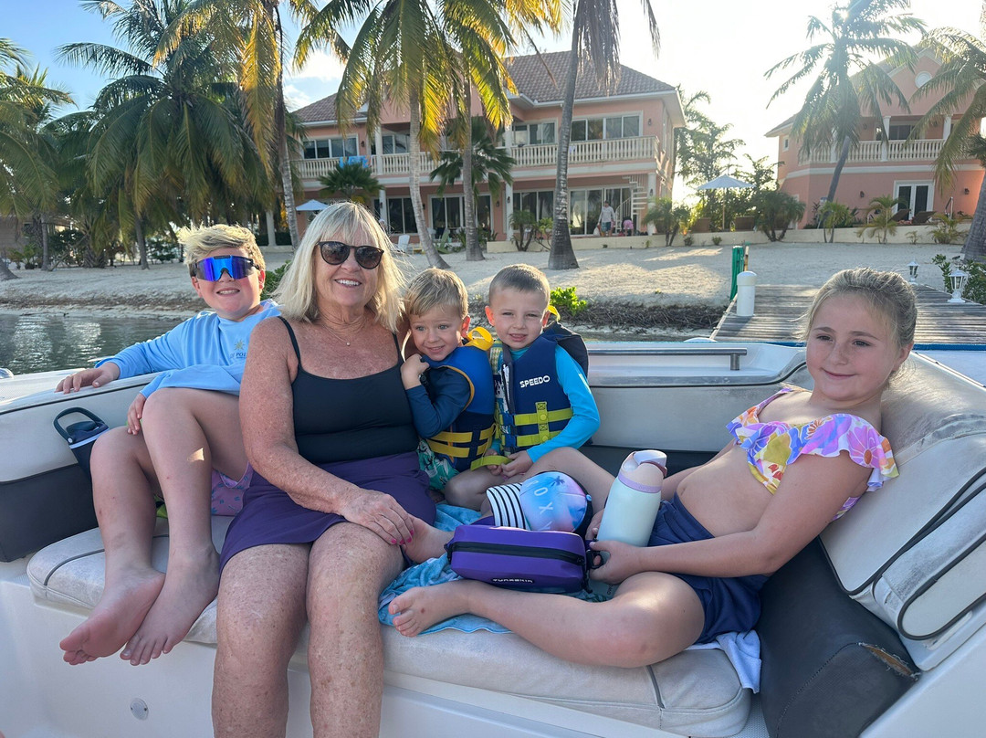 Silver Thatch Watersports-大开曼岛必去景点