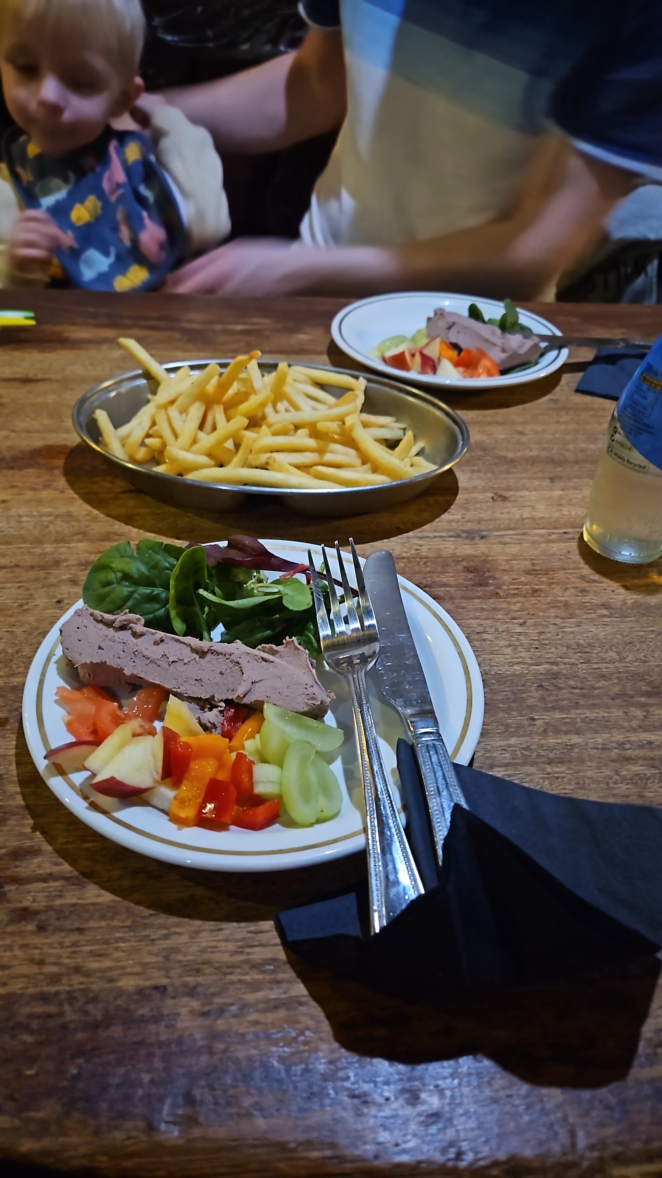 The Old Red Lion-官方