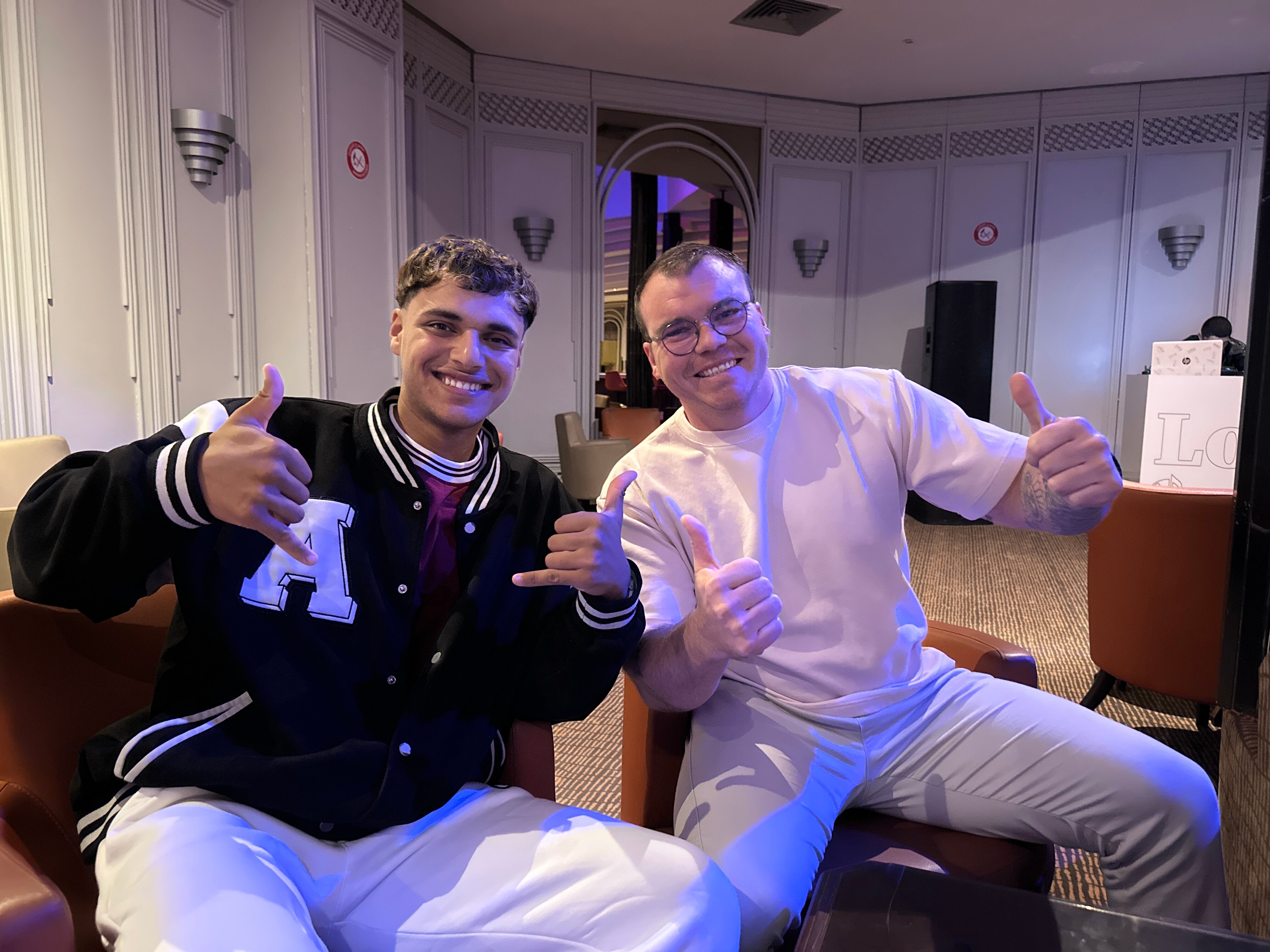 杰尔巴广场酒店-官方