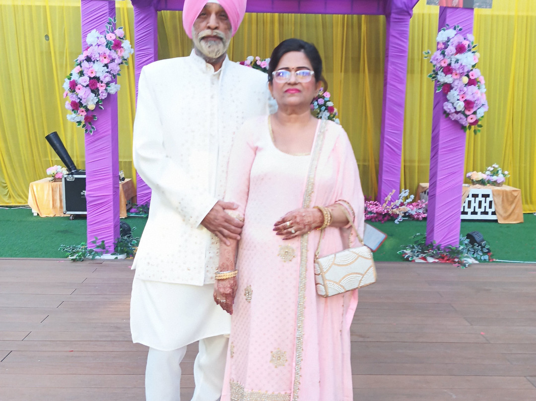 克拉西克财富酒店主图