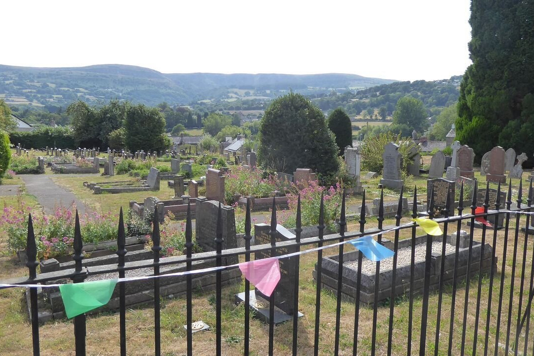 St Edmund's Church-Crickhowell必去景点