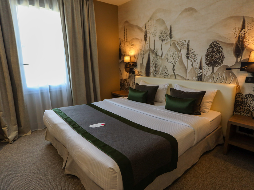 Le Renaissance主图