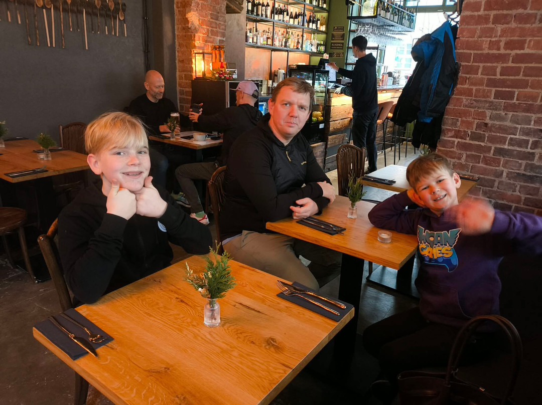 FRAVE restaurant主图