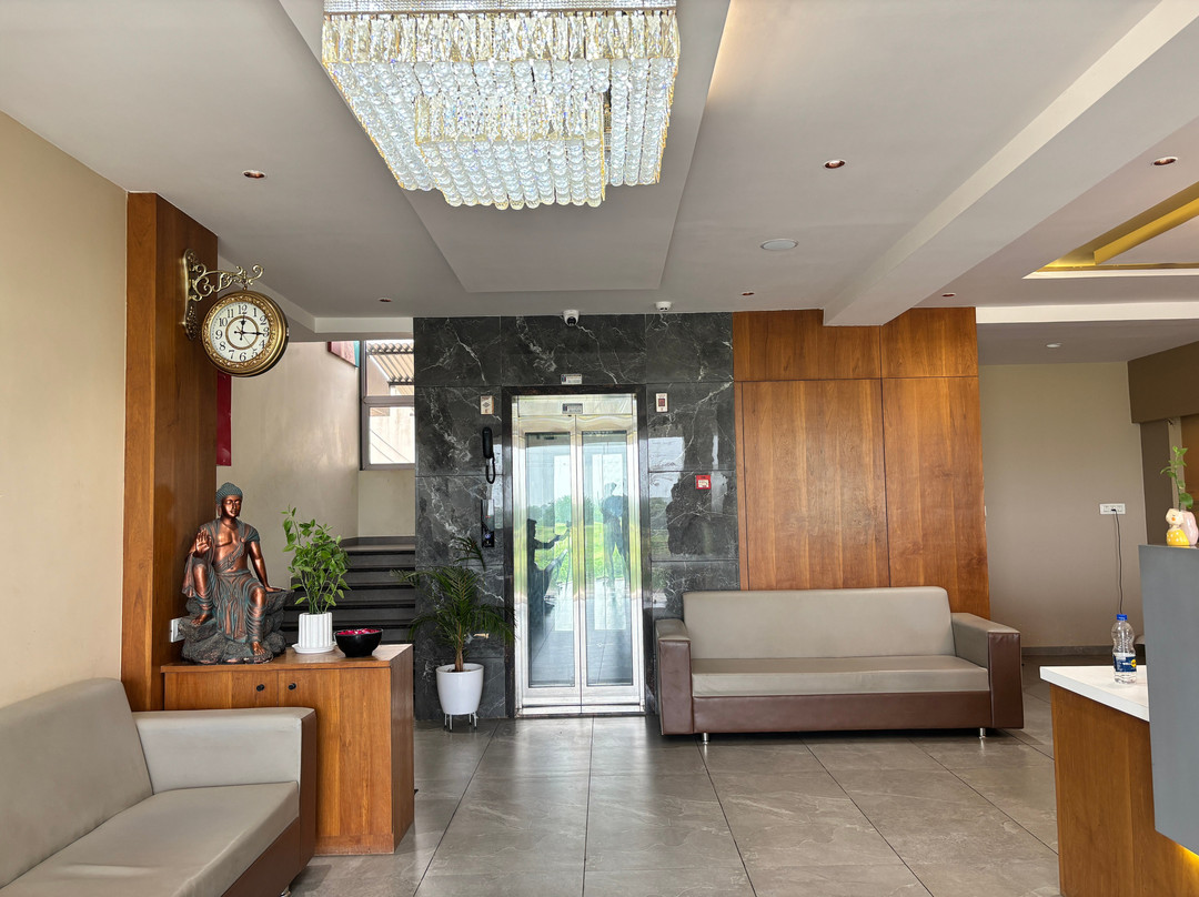 Hotel The Divine Inn