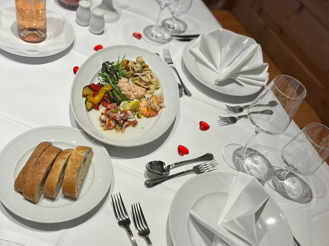 厄贝尔酒店主图