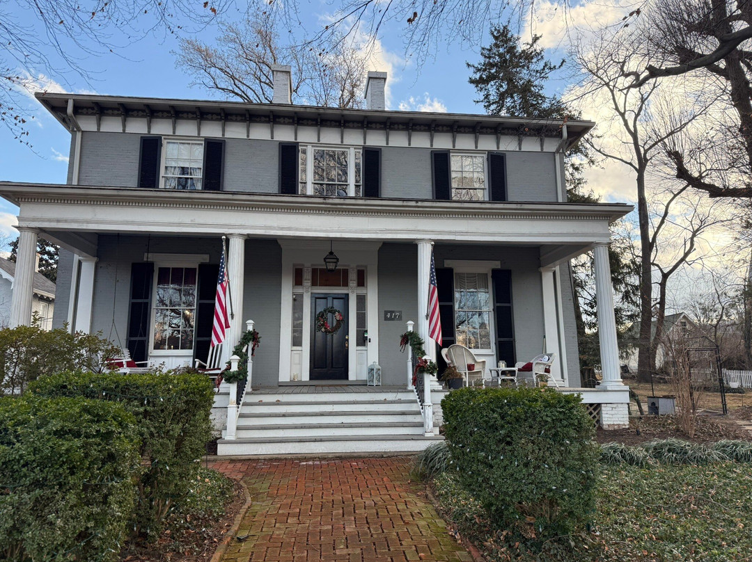 Carriage Inn Bed and Breakfast主图