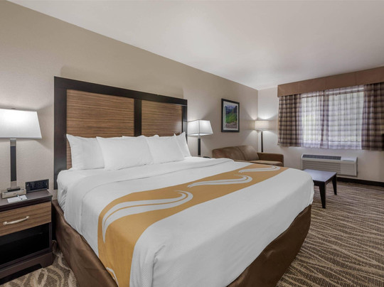 Quality Inn & Suites主图