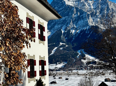 安斯特兹菲尔森黑姆酒店主图