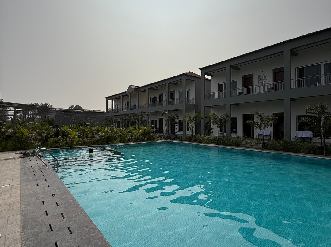 Lavender Hotels with Swimming Pool - Statue of Unity