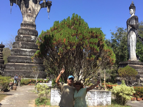 Sala Kaew Ku (Wat Khaek)-廊开必去景点