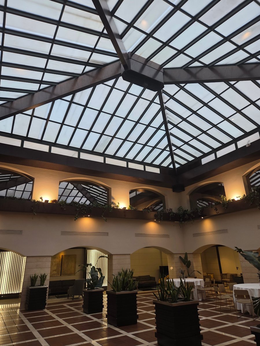 卡斯特利翁因图尔酒店-官方