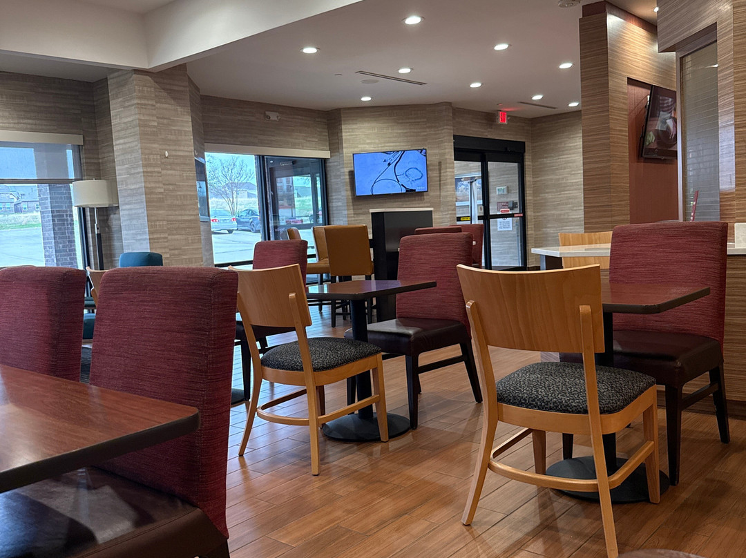 达拉斯梅斯基特TownePlace套房酒店主图