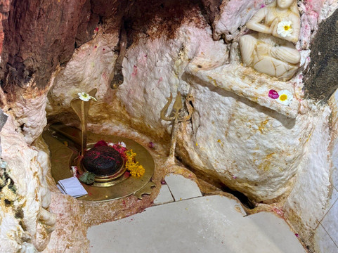 Ranmukteshwar Temple-乌阇必去景点