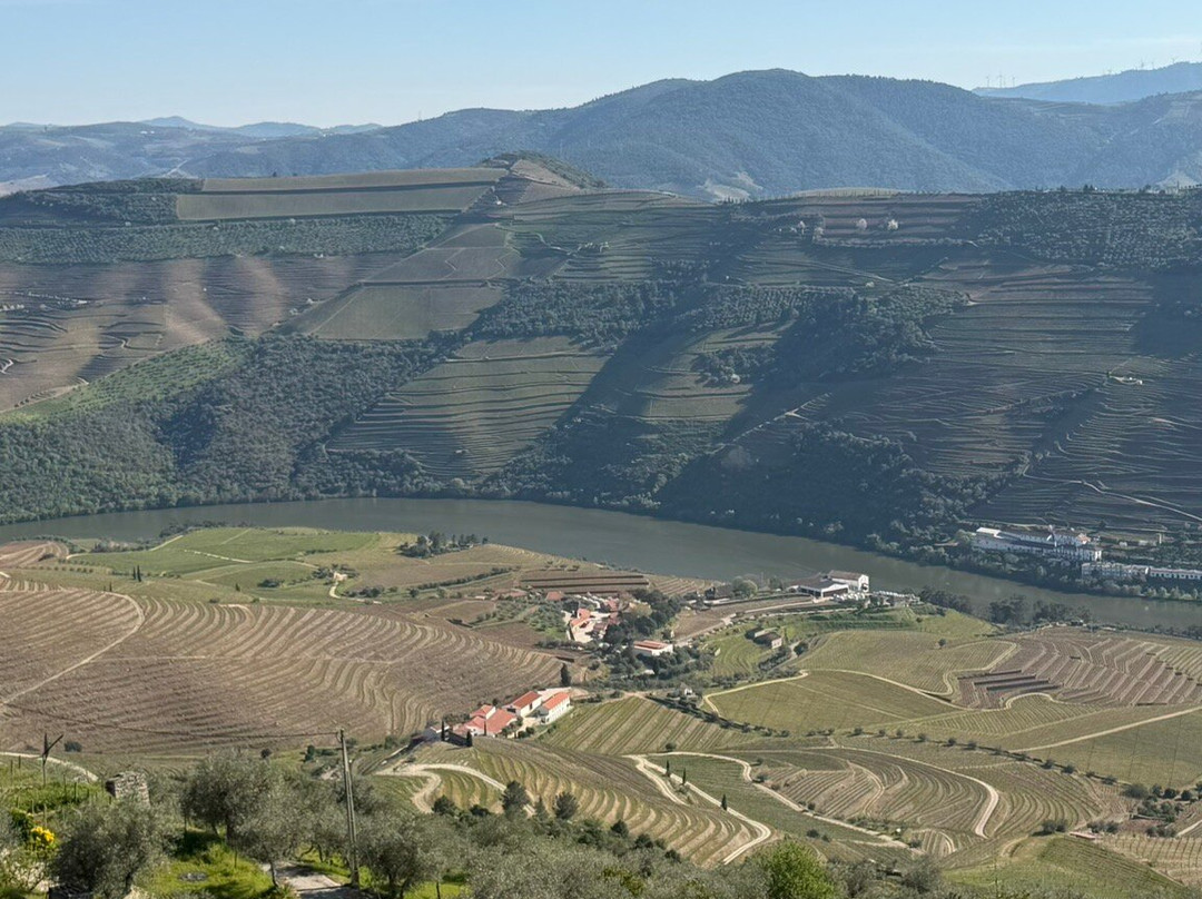 Casal de Loivos Viewpoint-Casal de Loivos必去景点