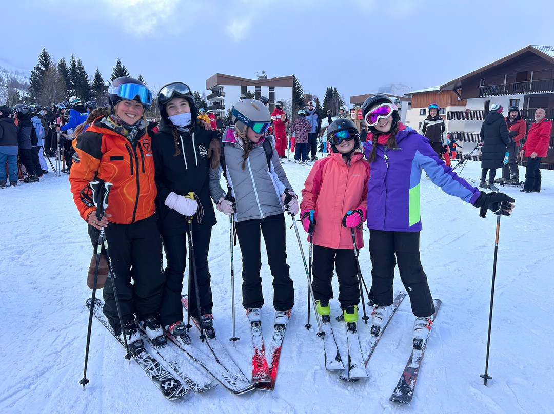 Proski Ski & Snowbaord school Les 2 Alpes-莱德萨阿尔卑斯必去景点