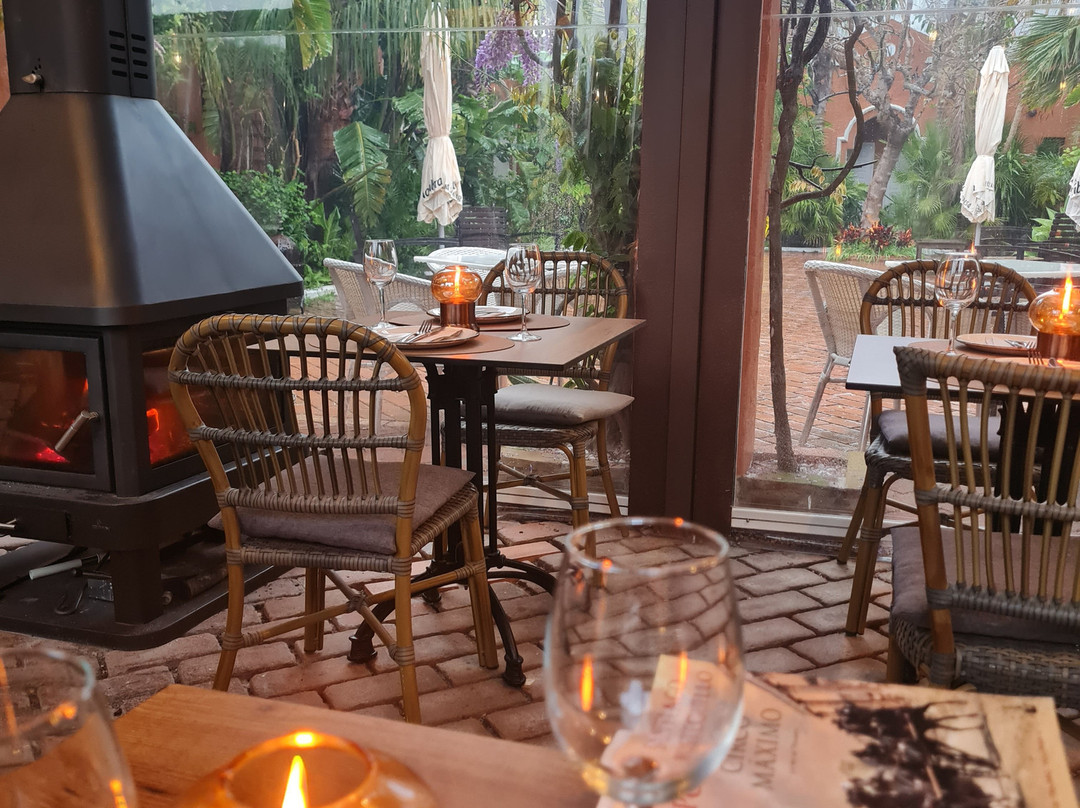 马德雷瑟瓦酒店主图