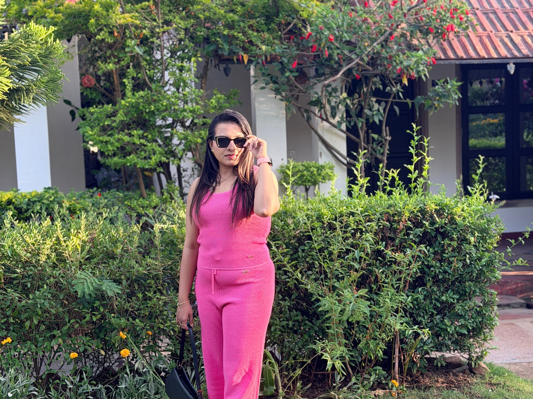 拉坦别墅度假村主图