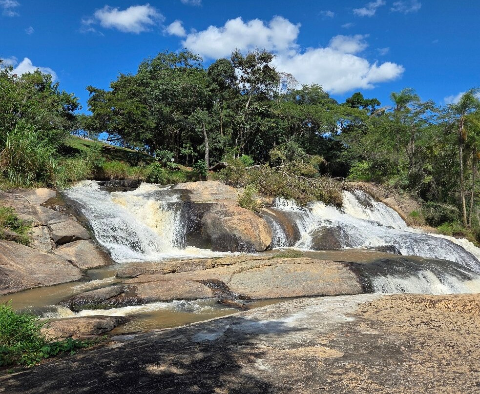 Parque Natural Terra das Cachoeiras-Bueno Brandao必去景点