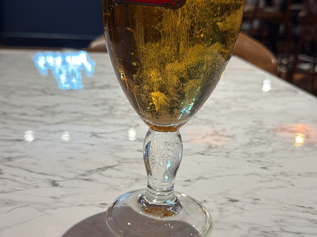 鲁顿旅客之家酒店主图