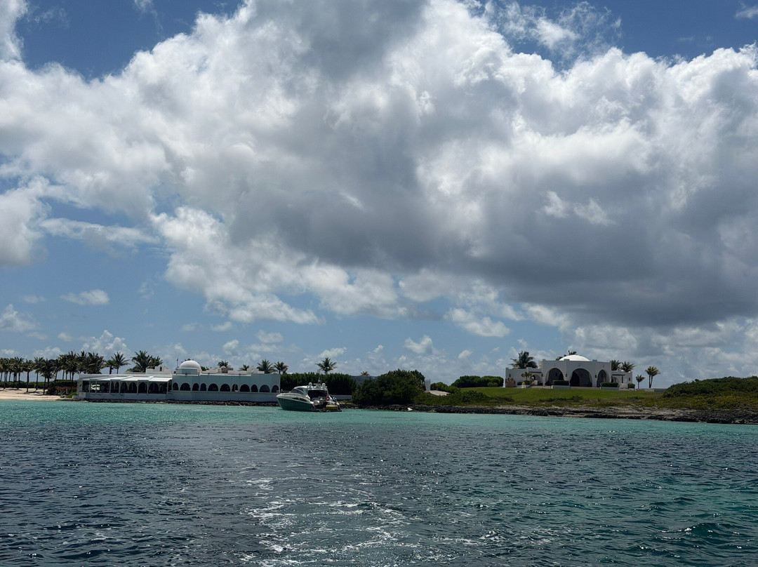 Captain Alan's Boat Charters-Oyster Pond必去景点