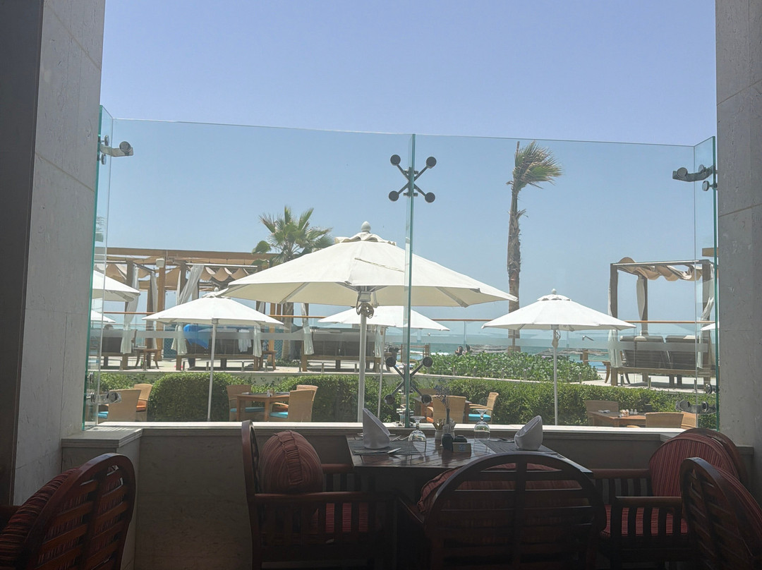 Ajman Hotel & Villas by Blazon Hotels主图