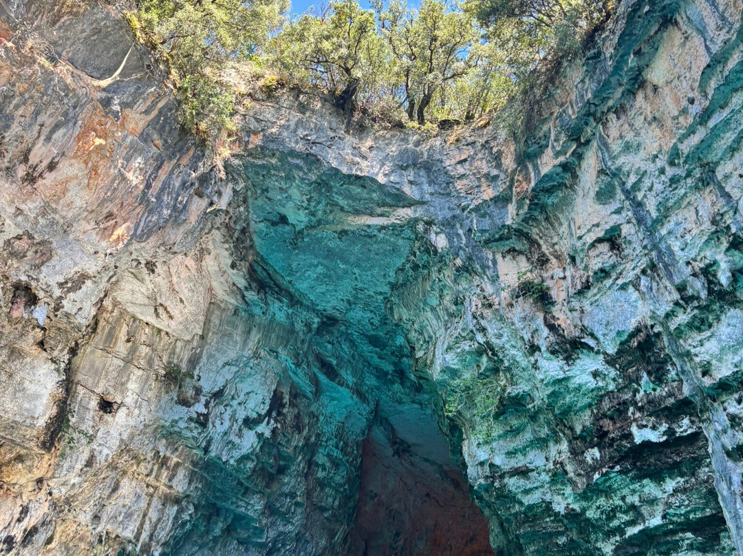 Melissani Cave-Karavomylos必去景点