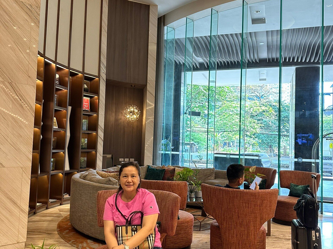 盛捷中央萨尔塞多马卡蒂酒店主图