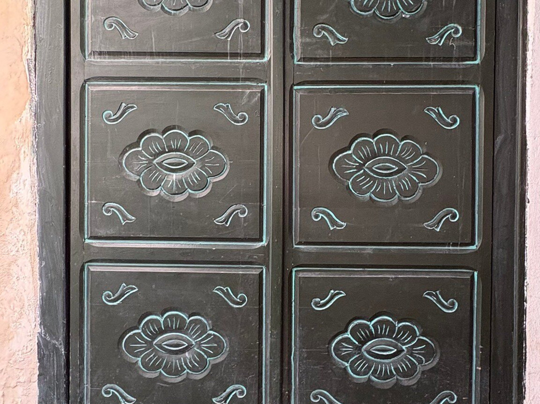 The doors of the medina-突尼斯必去景点