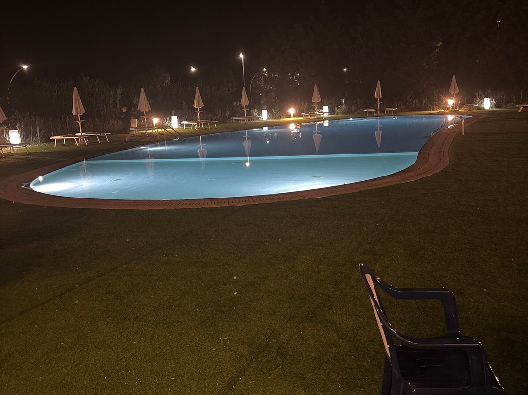 Il Cinghialetto pizzeria bar piscina