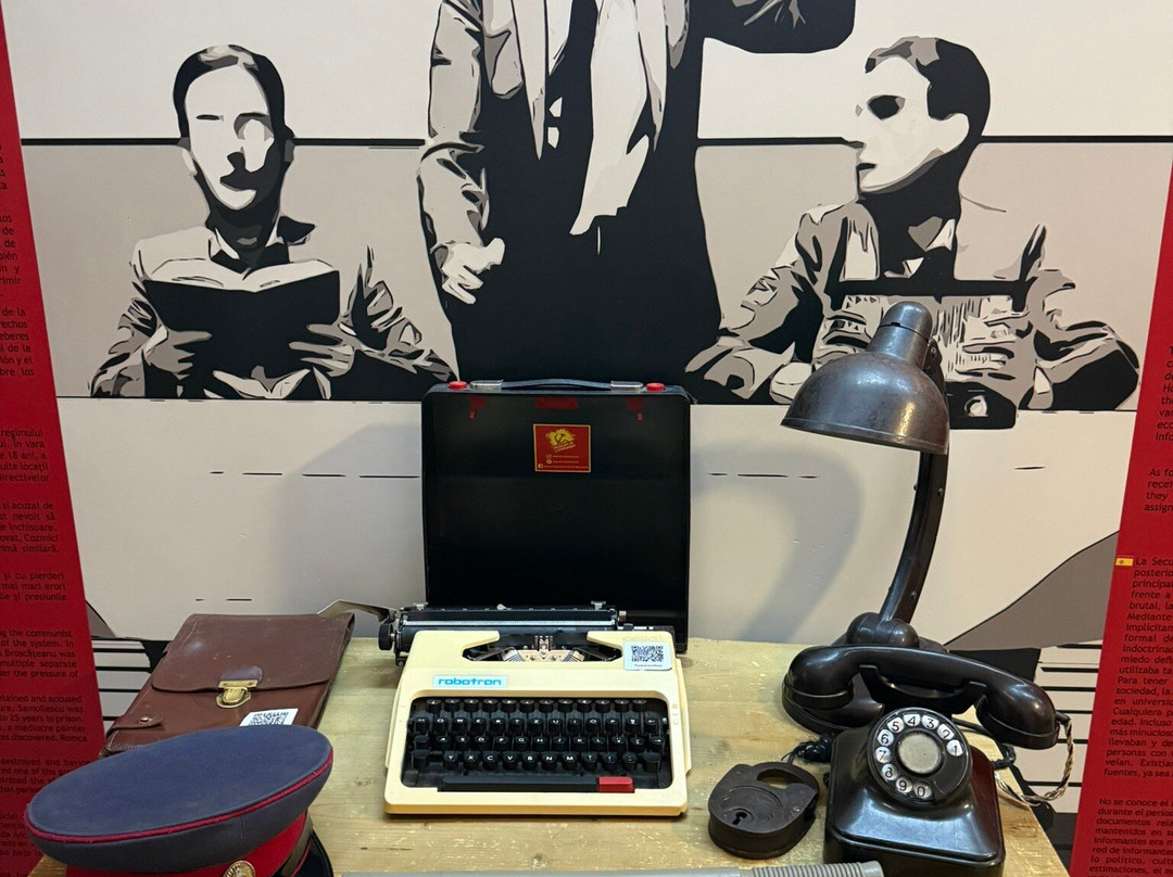 Museum of Communism Bucharest - Undeva in Comunism-布加勒斯特必去景点