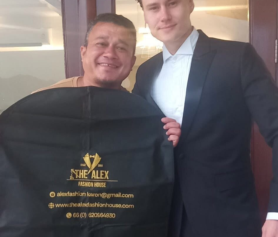 The Alex Fashion House. Bespoke Tailor-卡伦必去景点