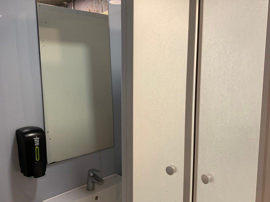 Village Hotel London Watford主图