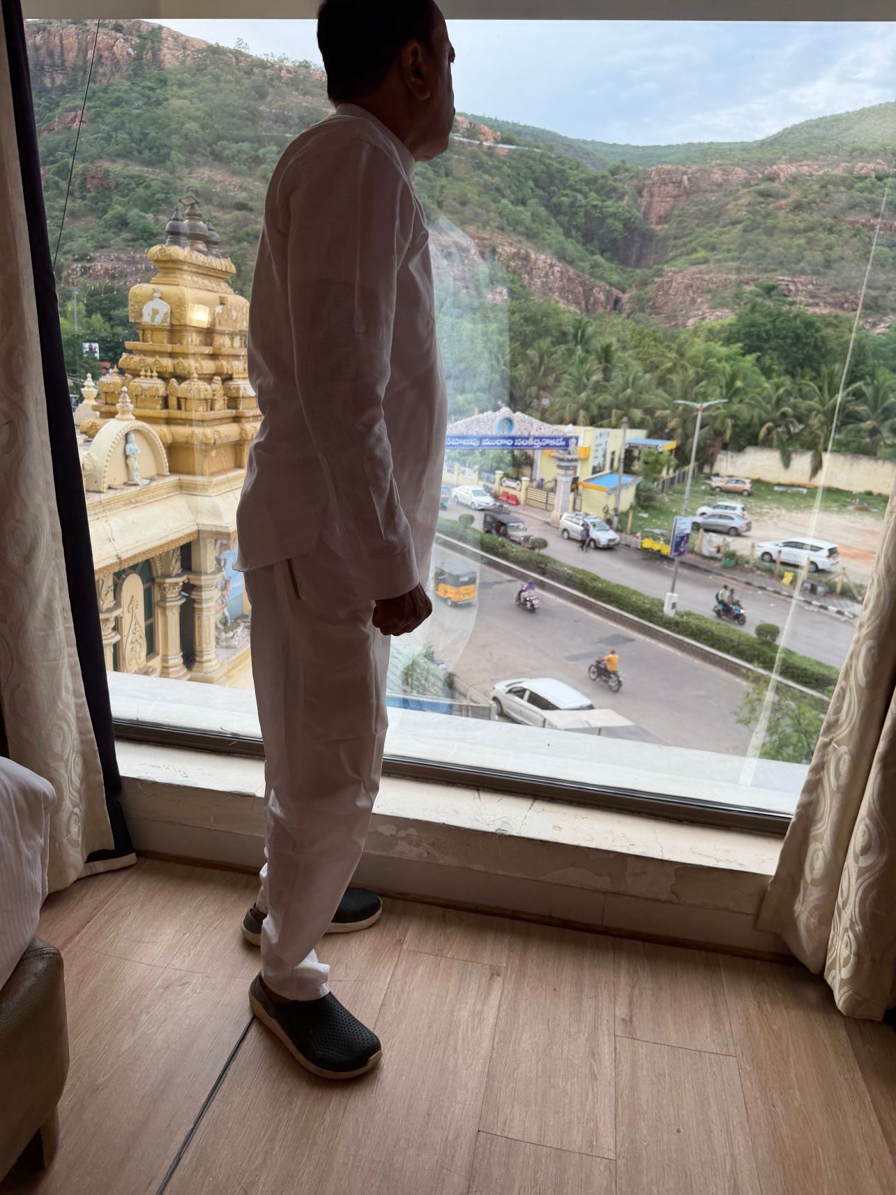 提鲁帕提拉吉公园酒店-旅行者