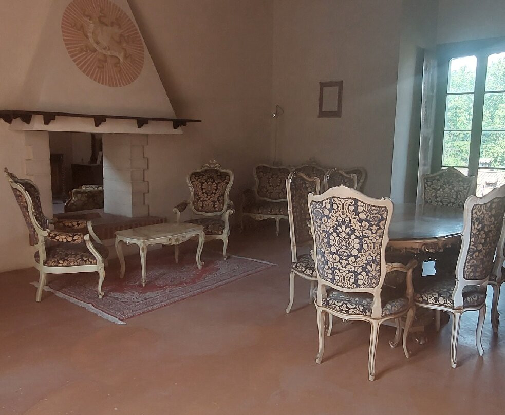 Castello Pallavicino di Varano de' Melegari-Varano de' Melegari必去景点