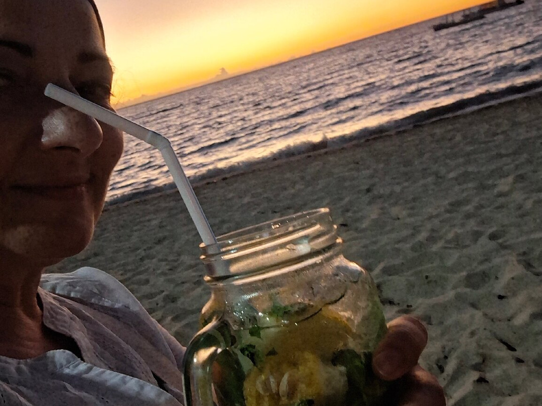 安迪兰纳海滩度假酒店主图