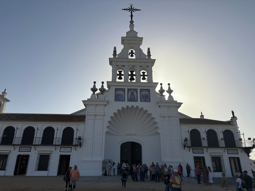 Santuario de Nuestra Señora del Rocío-El Rocio必去景点