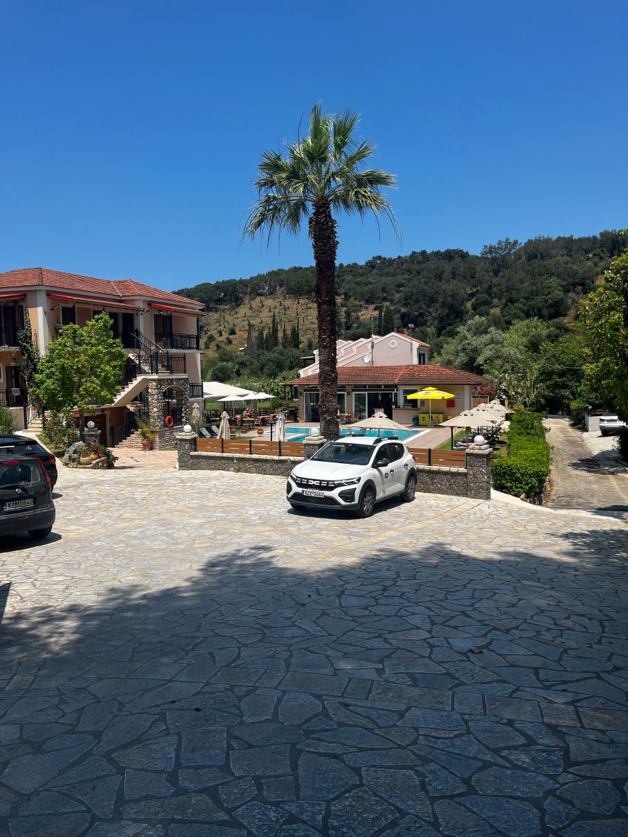 Nadolia Apartments-旅行者