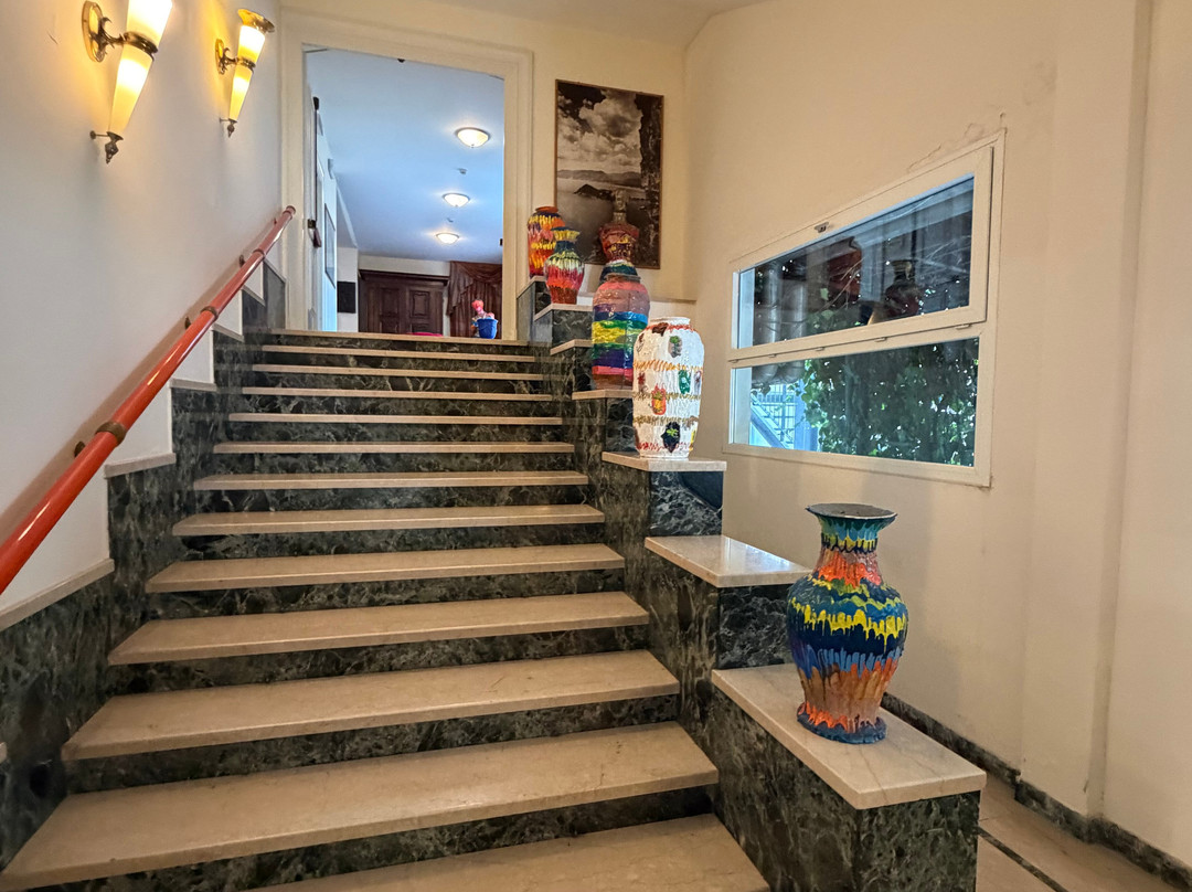 巴尔比别墅大酒店主图