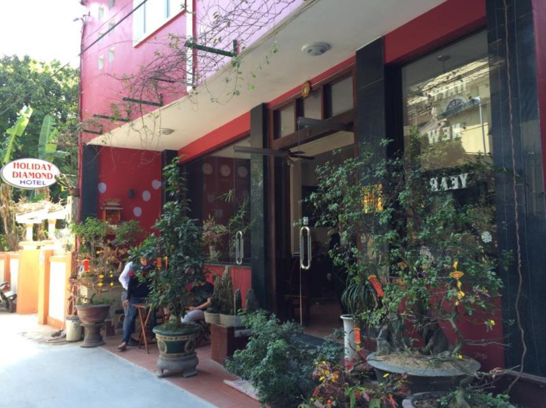 假日钻石酒店主图