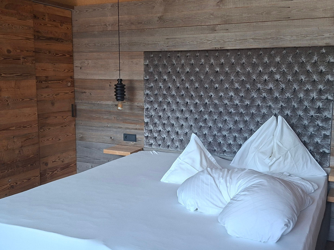 Hotel Zur Sonne主图