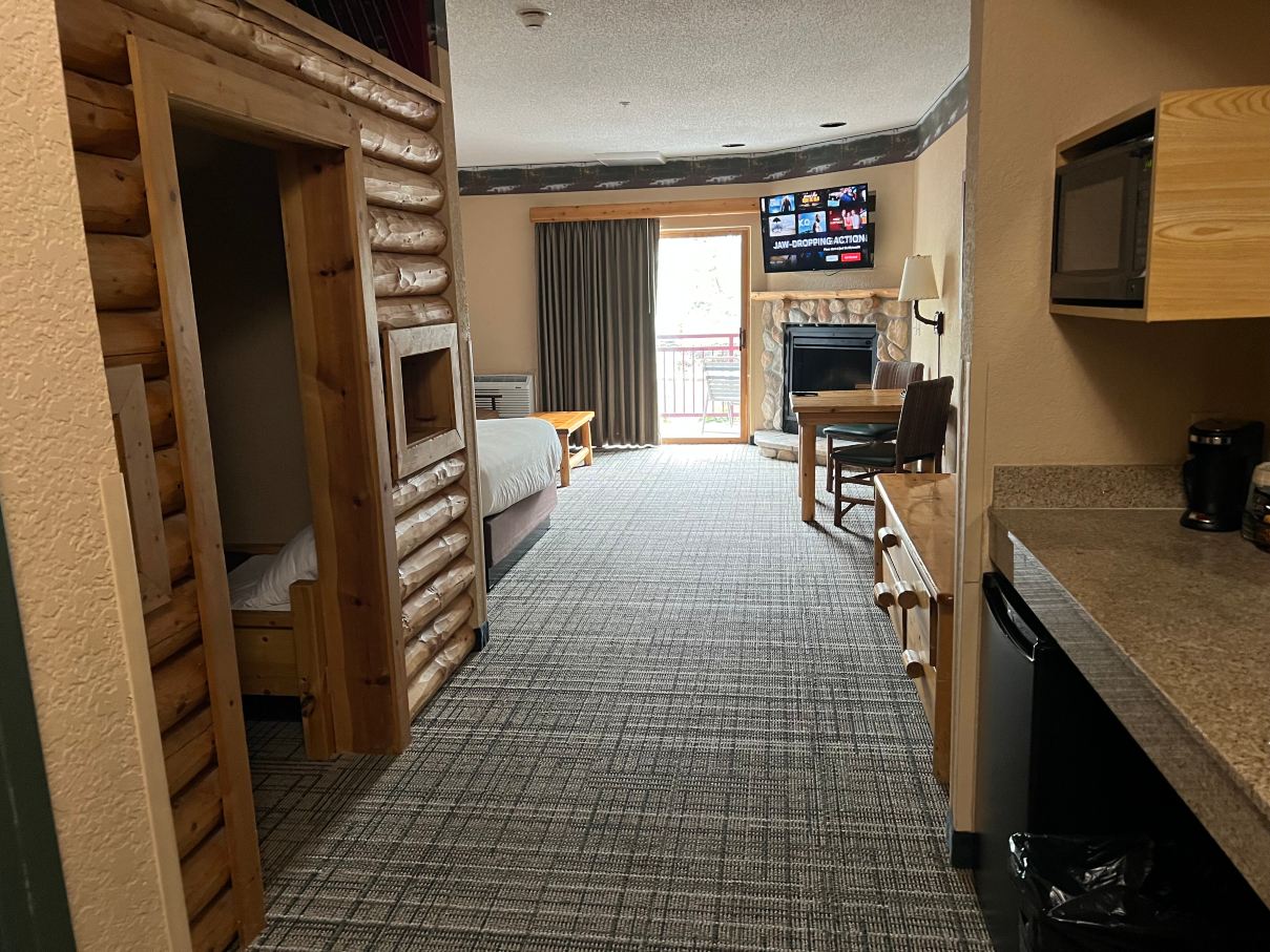 特拉弗斯城大狼山林小屋-旅行者